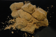 焙し茶わらび餅-御菓子司きくもとや