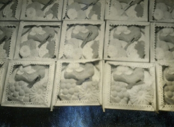 きくもとや:戦後間もない頃の店頭に並べられた形打ち落雁